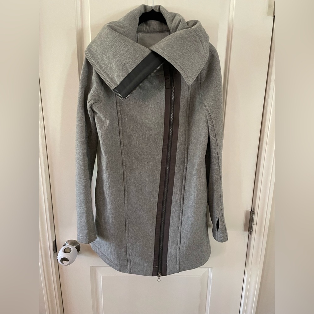 Lululemon Long Wool Funnel Neck Jacket size 4